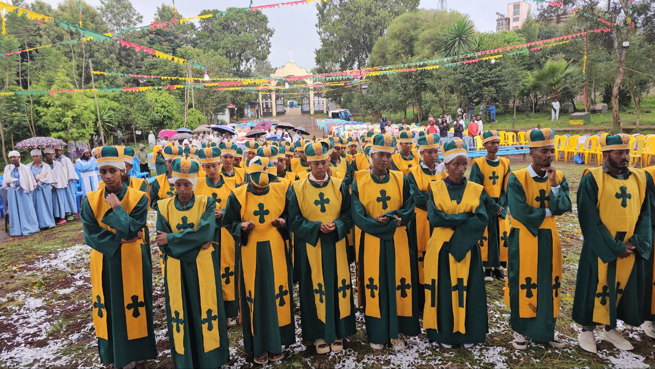 የሰንበት ትምህርት ቤት መዘምራን በአገልግሎት ላይ